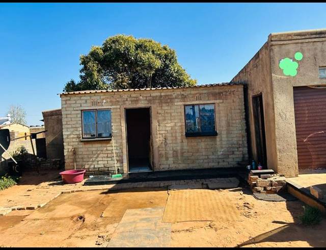 1 BEDROOM HOUSE FOR SALE IN ESSELEN PARK